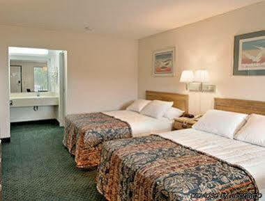 Hotel Days By Wyndham Summerville Charleston 2*